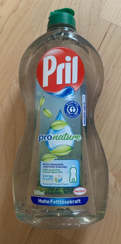 재활용 플라스틱으로 만든 주방세제 용기